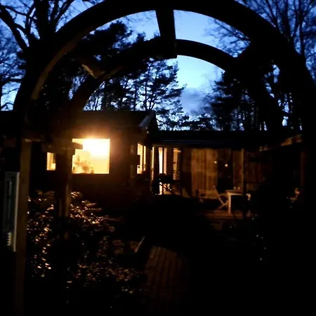 Chalet Nieuw! Sfeervolle, Ruime Met Grote Tuin Nabij Hilvarenbeek