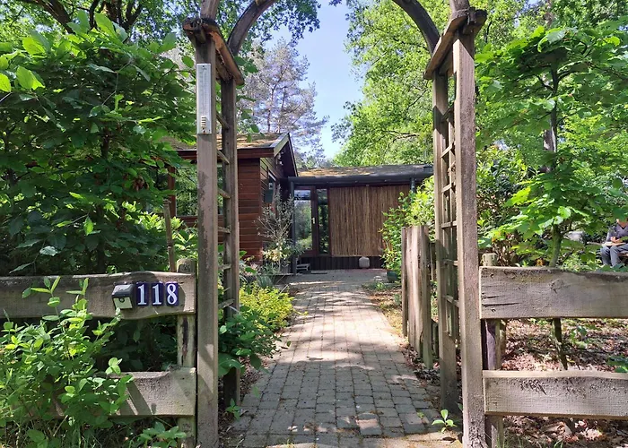 Nieuw! Sfeervolle, Ruime Met Grote Tuin Nabij Hilvarenbeek * Diessen