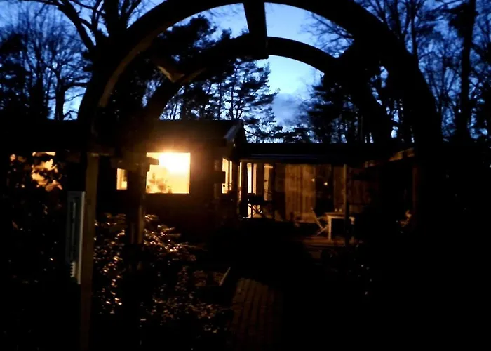 Chalet Nieuw! Sfeervolle, Ruime Met Grote Tuin Nabij Hilvarenbeek